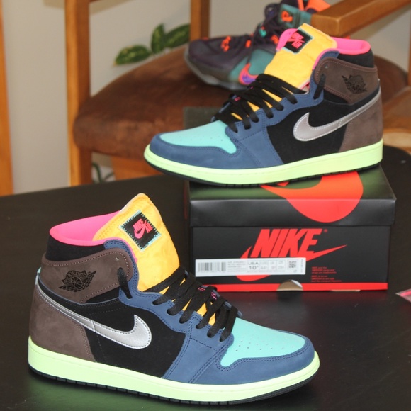 Jordan 1 Retro High OG Tokyo 2020 - 555088-201 - Picture 1 of 7